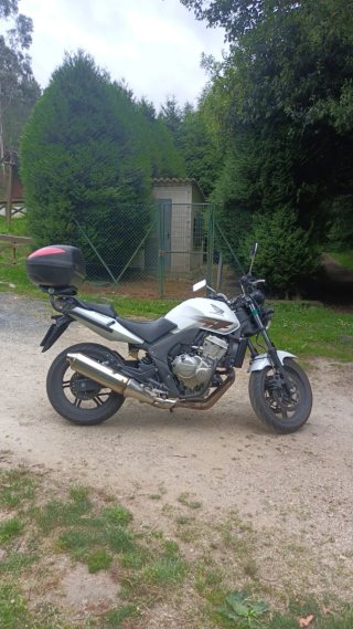 Honda CBF 600N Blanca