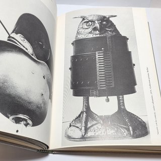 Libro Cofanetto Trubbiani monografia 1976. Firmato