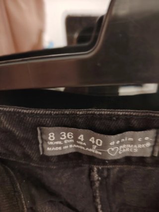 Falda vaquera negra talla 36