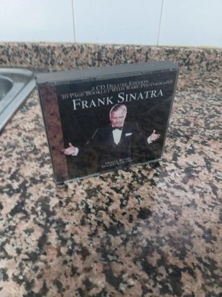 Frank Sinatra 2 CD Deluxe Edition
