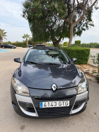Renault Megane 3 coupe 2010