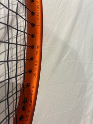 Raqueta Wilson Burn v5 100LS Naranja