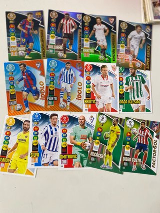 Lote cromos fútbol retro Ronaldinho 2006, etc.