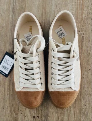Zapatillas Fred Perry crema y Marrón 100% original