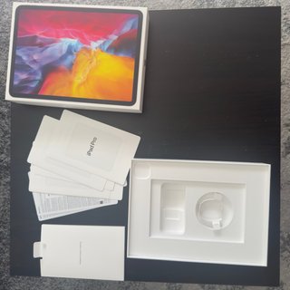 Caja iPad pro 11 pulgadas de segunda generacion