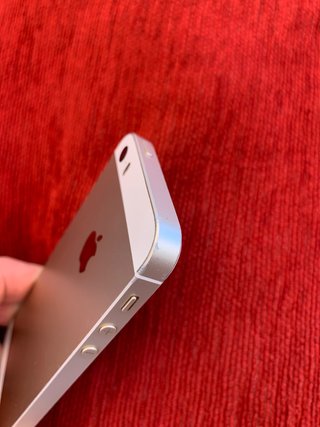 iPhone SE 32GB Con su caja original