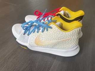 Nike Kyrie 3 Talla 47.5 Blanco/Amarillo