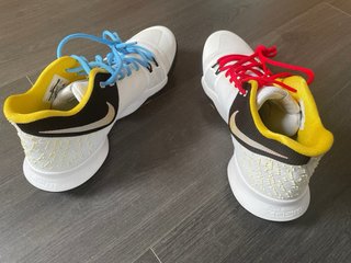 Nike Kyrie 3 Talla 47.5 Blanco/Amarillo