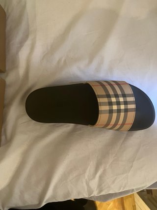 Chanclas Burberry Talla 43 Beige/Negro