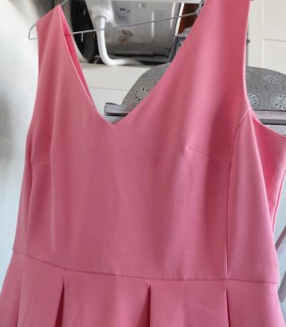 Vestido rosa con vuelo