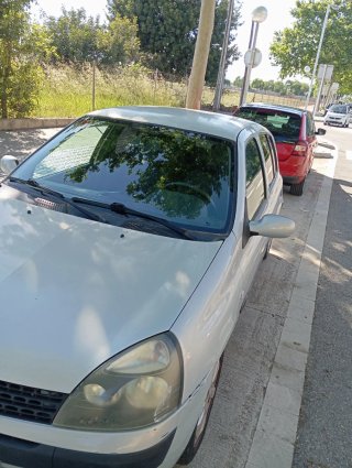 Renault Clio 2003