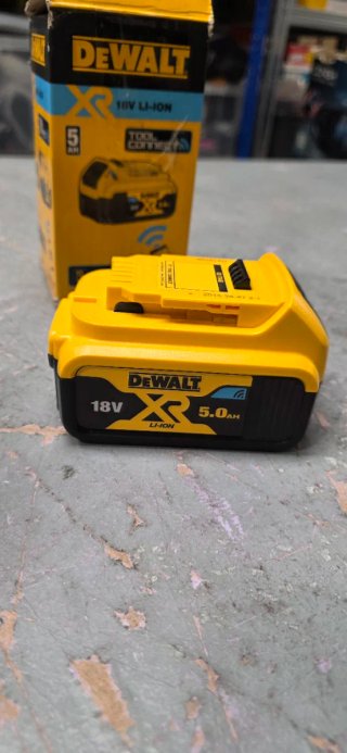 Bateria DeWalt XR 18V Li-Ion 5.0Ah DCB184-XJ