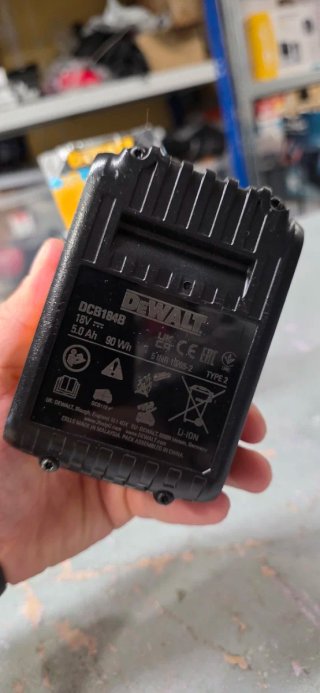 Bateria DeWalt XR 18V Li-Ion 5.0Ah DCB184-XJ