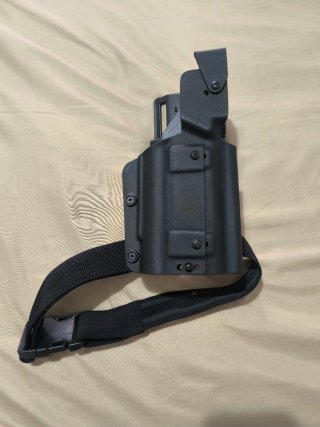 Funda táctica para pistola con linterna