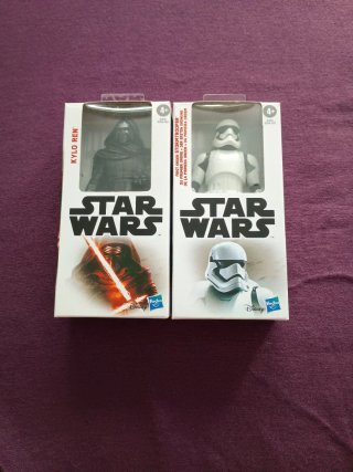 Figuras Star Wars Kylo Ren y Stormtrooper