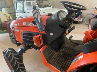 Tractor Kubota B3030 HDB con segadora