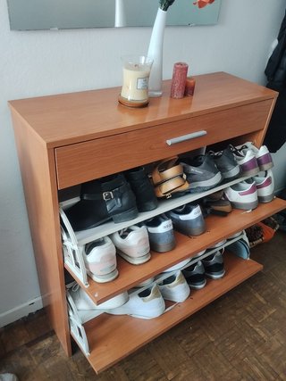Zapatero de madera