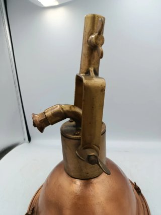 LÁMPARA O FOCO NÁUTICO EN COBRE Y BRONCE