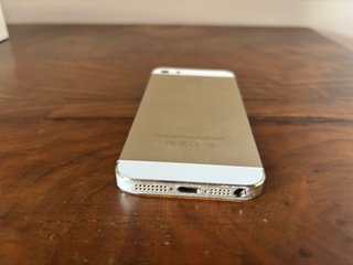 iPhone 5S 32GB Caja Original + Auriculares