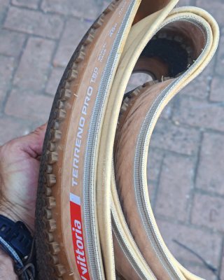 Cubierta Vittoria Terreno pro T 50 Gravel