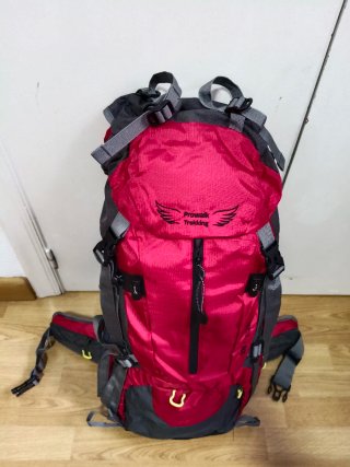 Mochila para camino de santiago y senderismo 50L