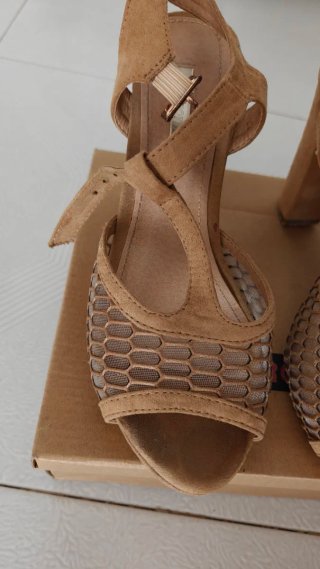 Tacones Marrón