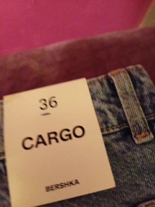 Pantalón vaquero Bershka Cargo Talla 36