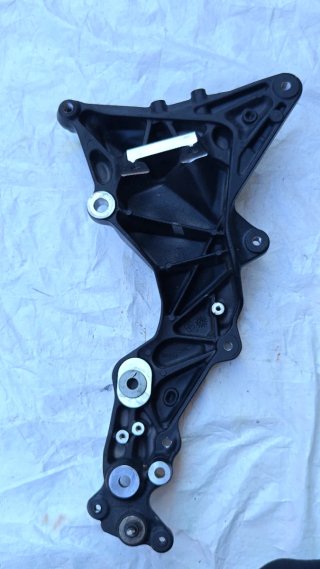 Supporto Telaio MV Agusta Turismo Veloce 800 motor