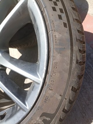 Ruedas Lexus Sport R18 255/40