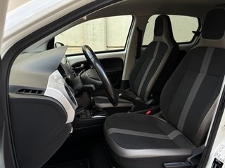 Volkswagen e-up! 2018 | Pocos km