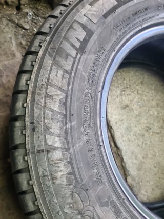 Neumáticos ocasion 225 70r15c 112s Michelin