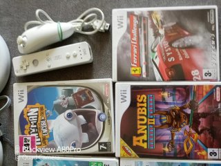 Lote Wii: Consola,1 Volante, 1 mando y 7 Juegos