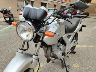Honda  CB250F