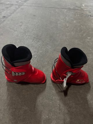 Esquís y botas niño