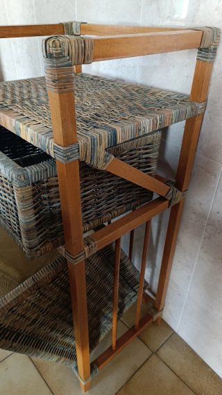 Cesto de lavandería de bambú y mimbre