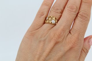 Anillo Ancho Combinado Oro 18K.Ref:043-01-00158.