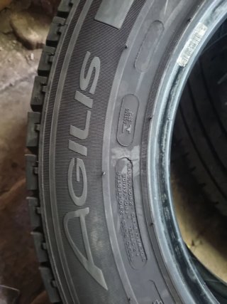 Neumáticos ocasion 195 75r16c 107r Michelin