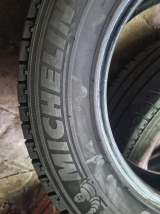 Neumáticos ocasion 195 75r16c 107r Michelin