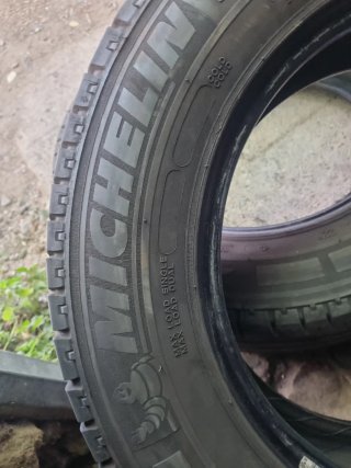 Neumáticos ocasion 195 75r16c 107r Michelin