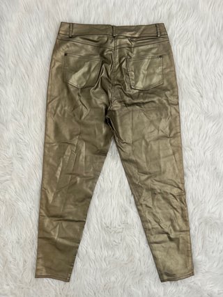 Pantalones dorados