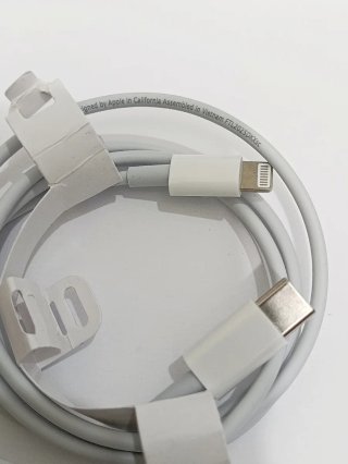 Cargador iPhone Original USB-C y Cable Lightning