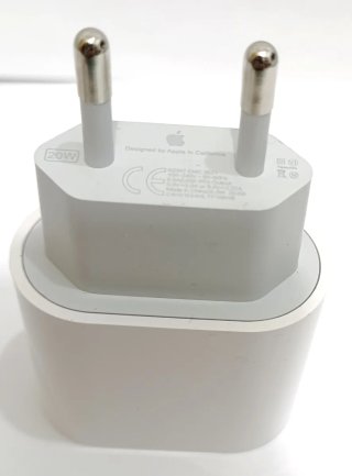 Cargador iPhone Original USB-C y Cable Lightning