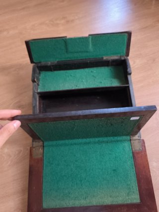 Antigua caja escritorio boulle