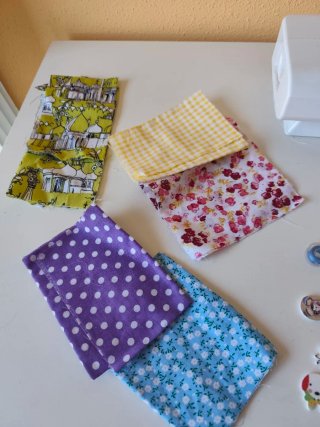 Máquina de coser ItsImagical + Accesorios de niños