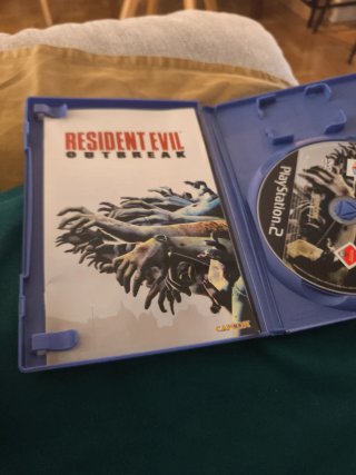 Resident Evil Outbreak PS2
