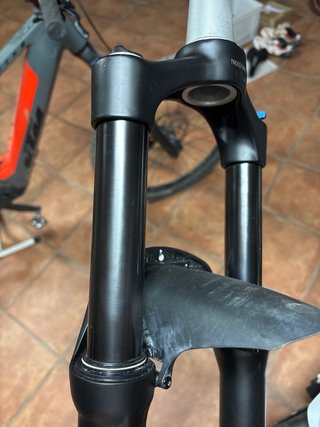 Horquilla SR Suntour 27.5 140mm