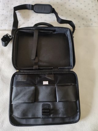 Maletín/Cartera Piel Portátil Negro
