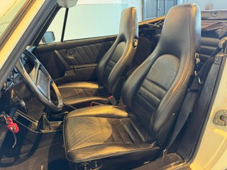 Porsche 911 CARRERA