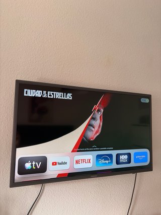 Samsung 32 TV y Apple TV