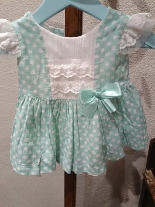 Vestido niña rojo y blanco aquí os mando algo